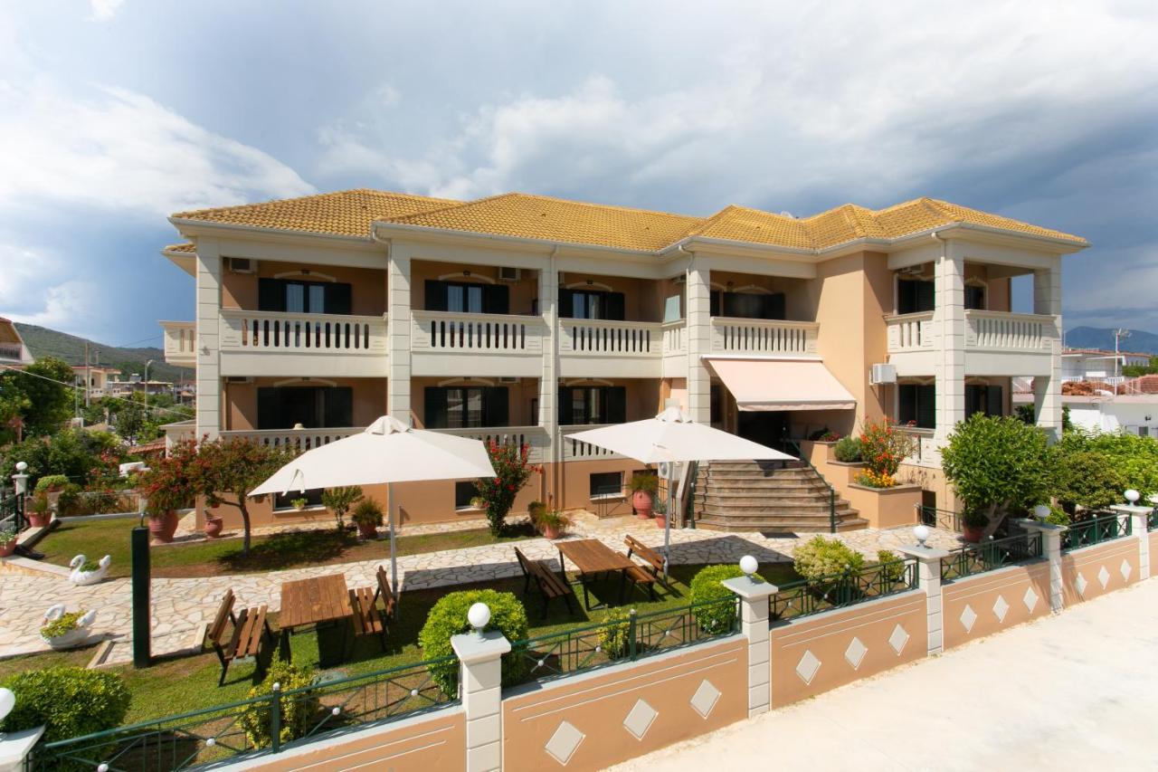 Lady Elena Hotel 阿穆迪亚 外观 照片