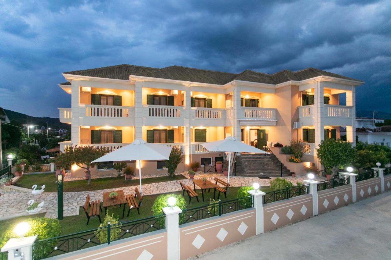 Lady Elena Hotel 阿穆迪亚 外观 照片